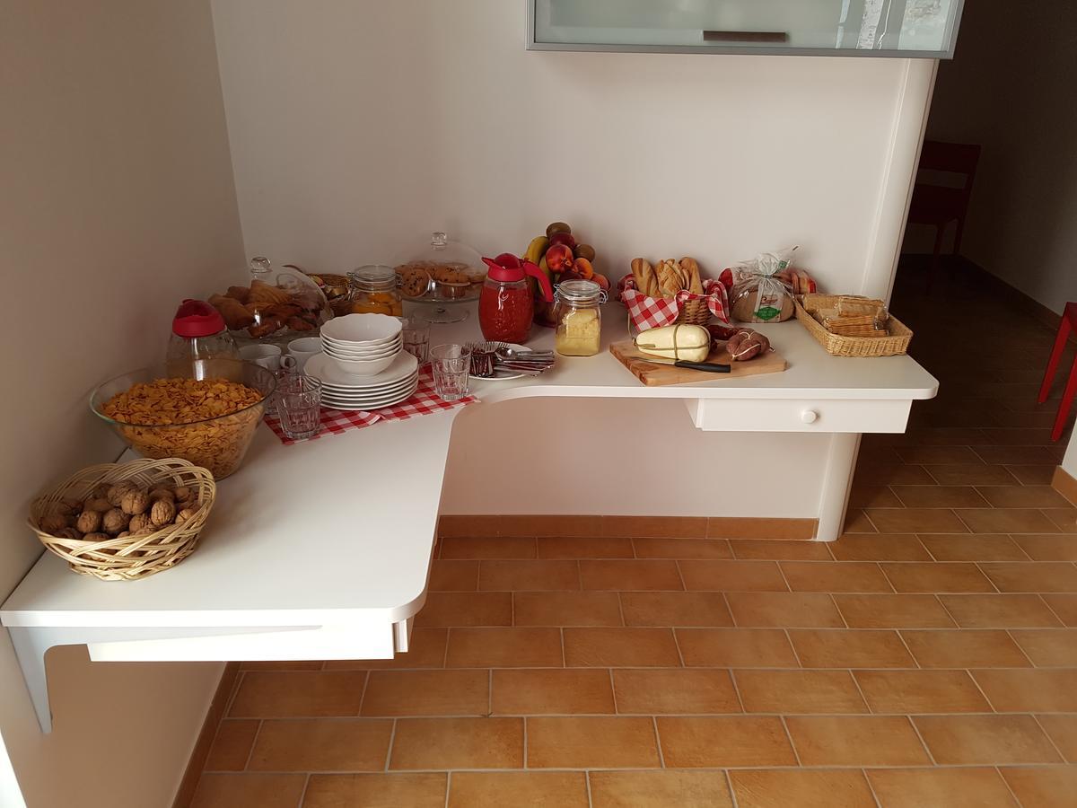 Sotto Il Castello Acomodação com café da manhã Corigliano Calabro Exterior foto